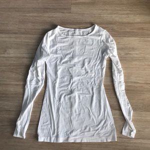 Lululemon long sleeve thin shirt